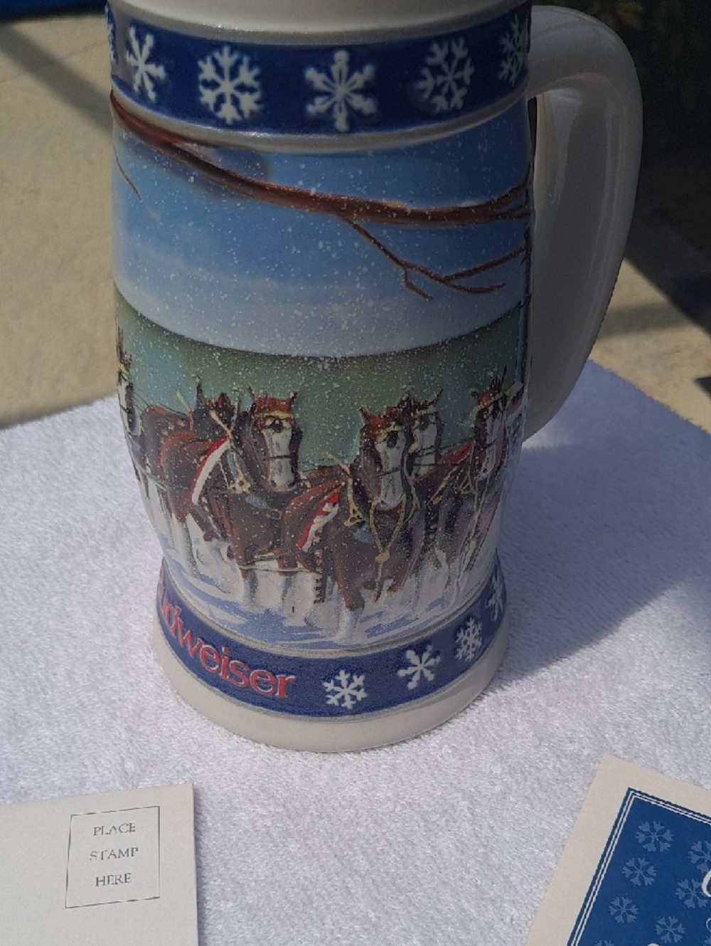 1995 VINTAGE Budweiser Red & Blue Holiday Clydesdale Ceramic Stein - Picture 3 of 11